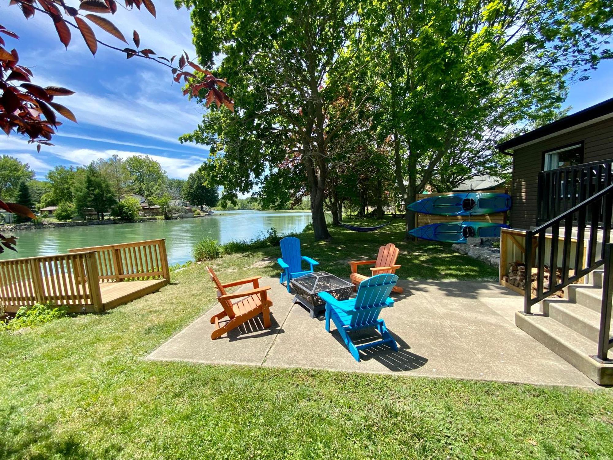 Creekside Cottage - Kayak, Sup, Fishing, Game Room, Steps To The Beach Kingsville Bagian luar foto